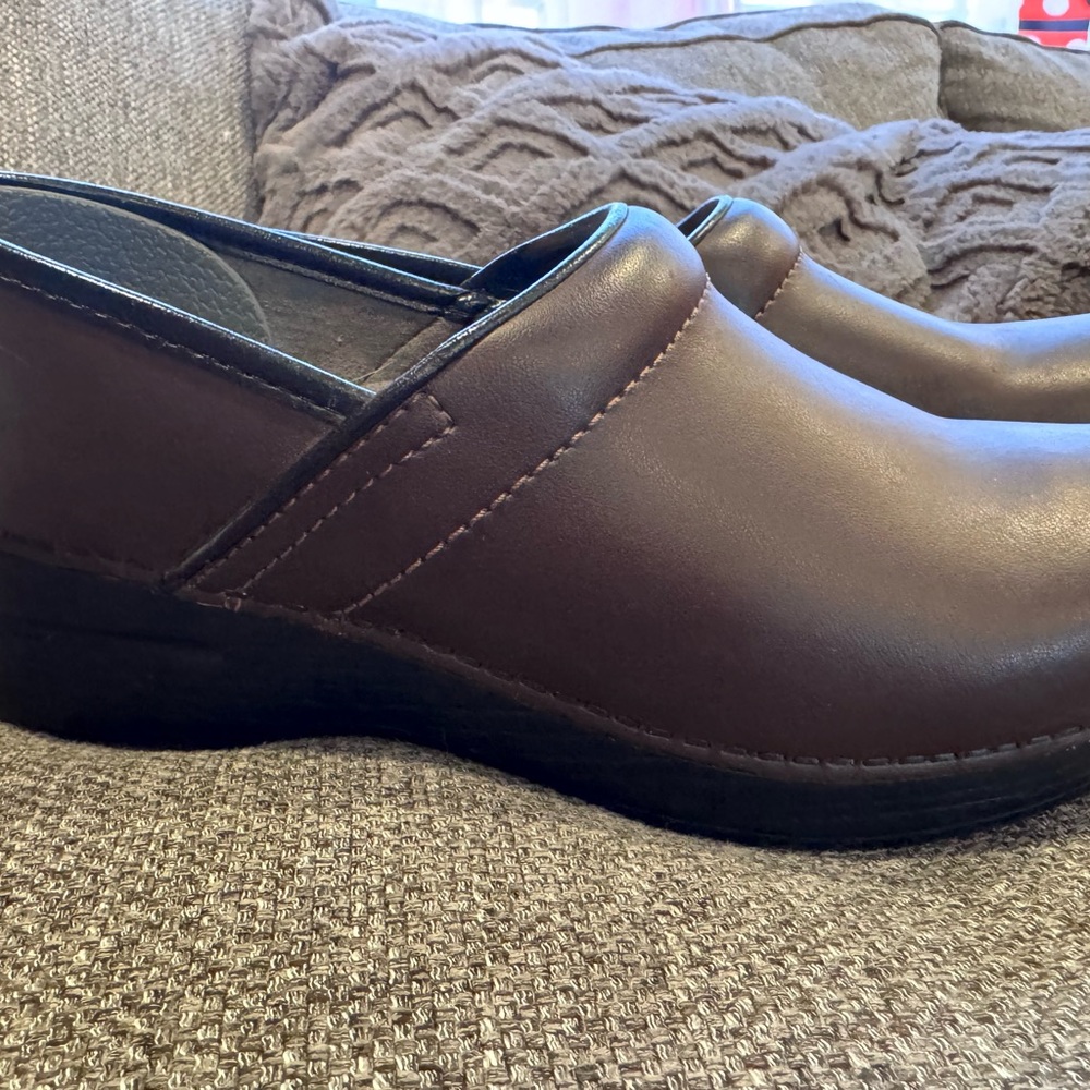 Dansko -Women’s Brown Clog - Size 39